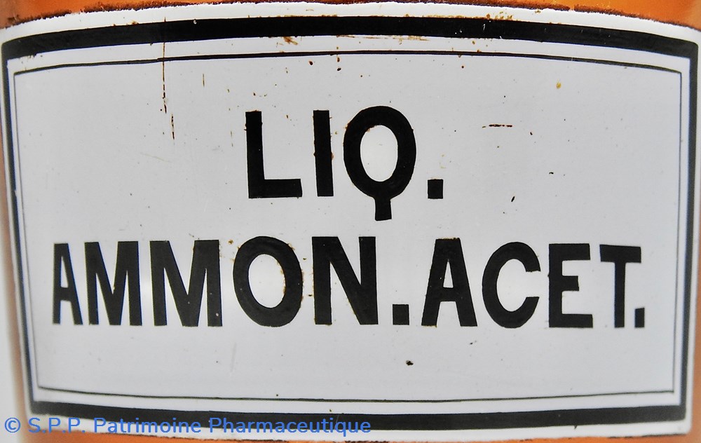 science flacon de pharmacie en verre ambre moyen modele a etiquette blanche et noire