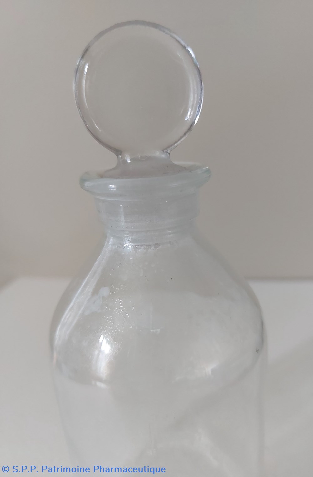 Flacon verre transparent bouchon en verre 2 science pharmacie flacon verre transparent bouchon en verre