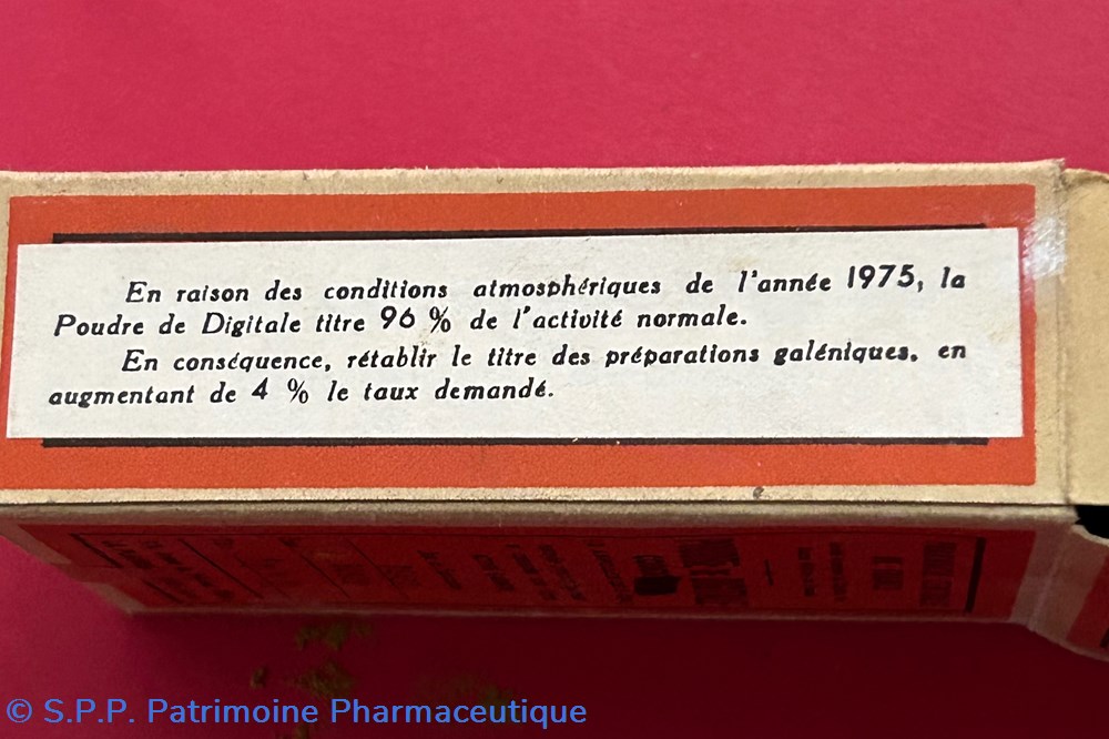 science pharmacie poudre de digitale codex 2 ampoules de 5 gr