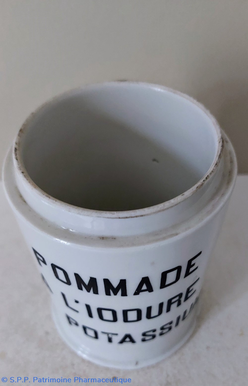 Pot à onguent MEHUN " POMMADE A L'IODURE DE POTASSIUM " 3 science pharmacie pot a onguent mehun pommade a iodure de potassium