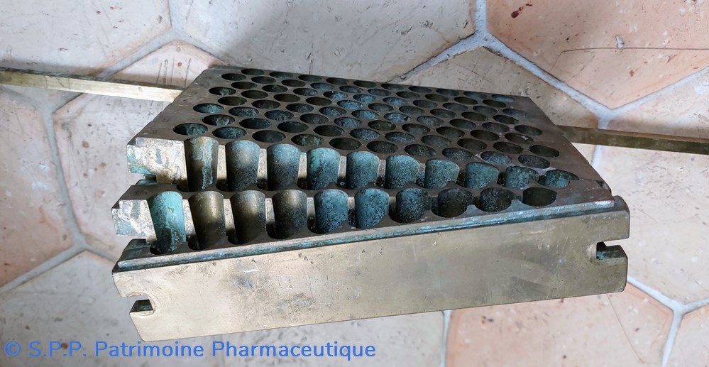 science pharmacie moules a suppositoires 100 alveoles