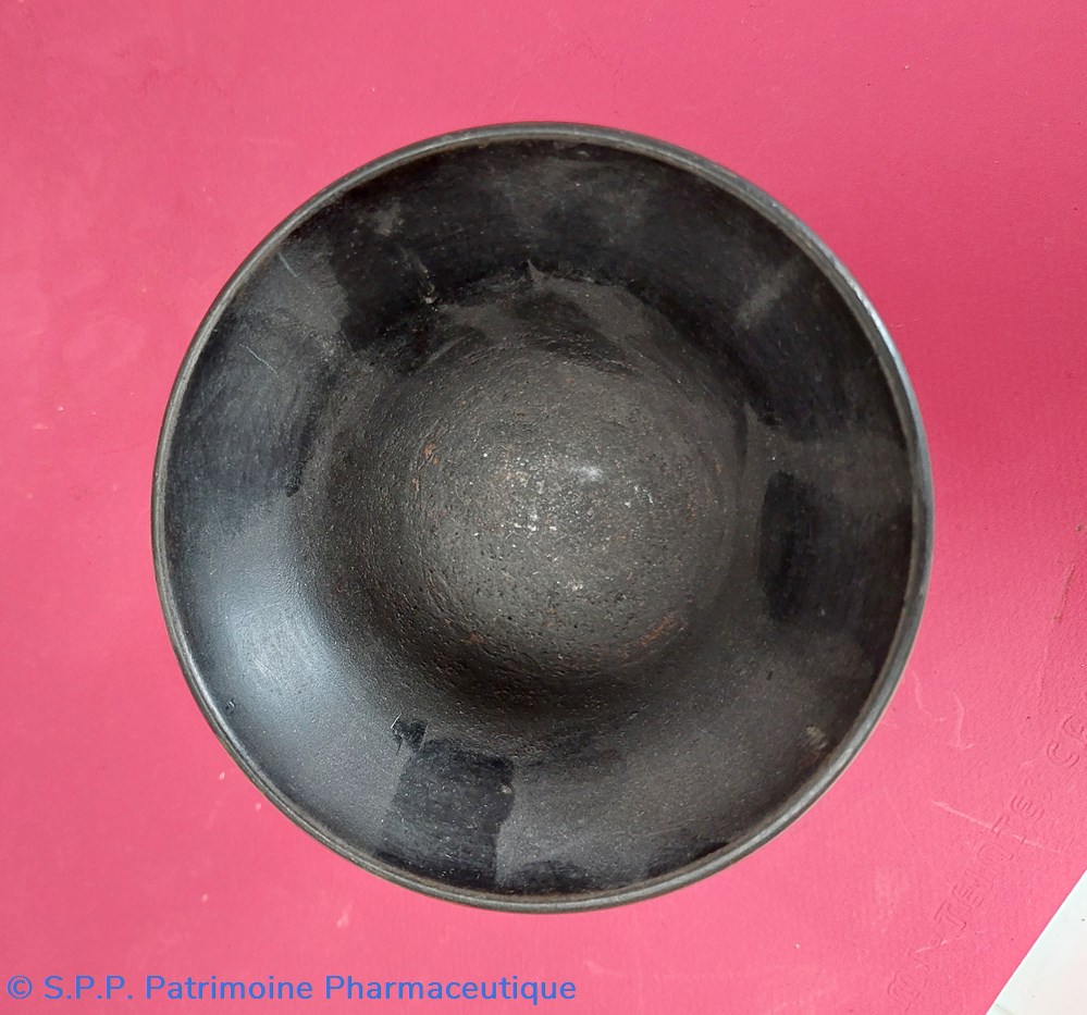 science pharmacie mortier en fonte avec pilon