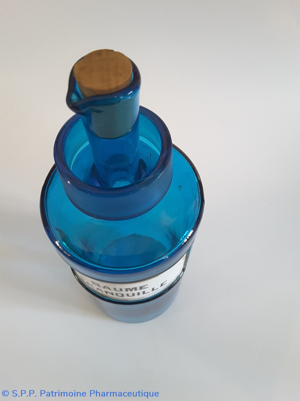 science pharmacie baume tranquille pot verseur