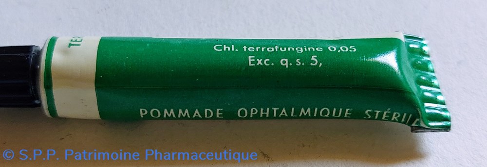 science pharmacie terrafungine 1 pommade ophtalmique
