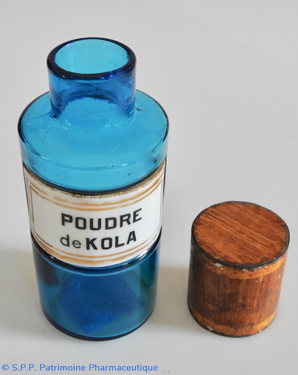 POUDRE DE KOLA flacon P.M. 3 science pharmacie poudre de kola flacon p m
