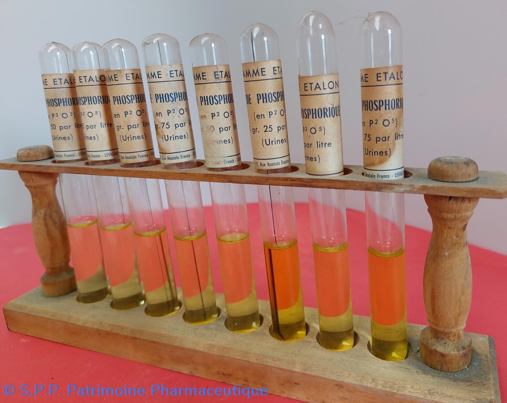 Tubes - gamme étalon Acide Phosphorique 3 science pharmacie tubes gamme etalon acide phosphorique