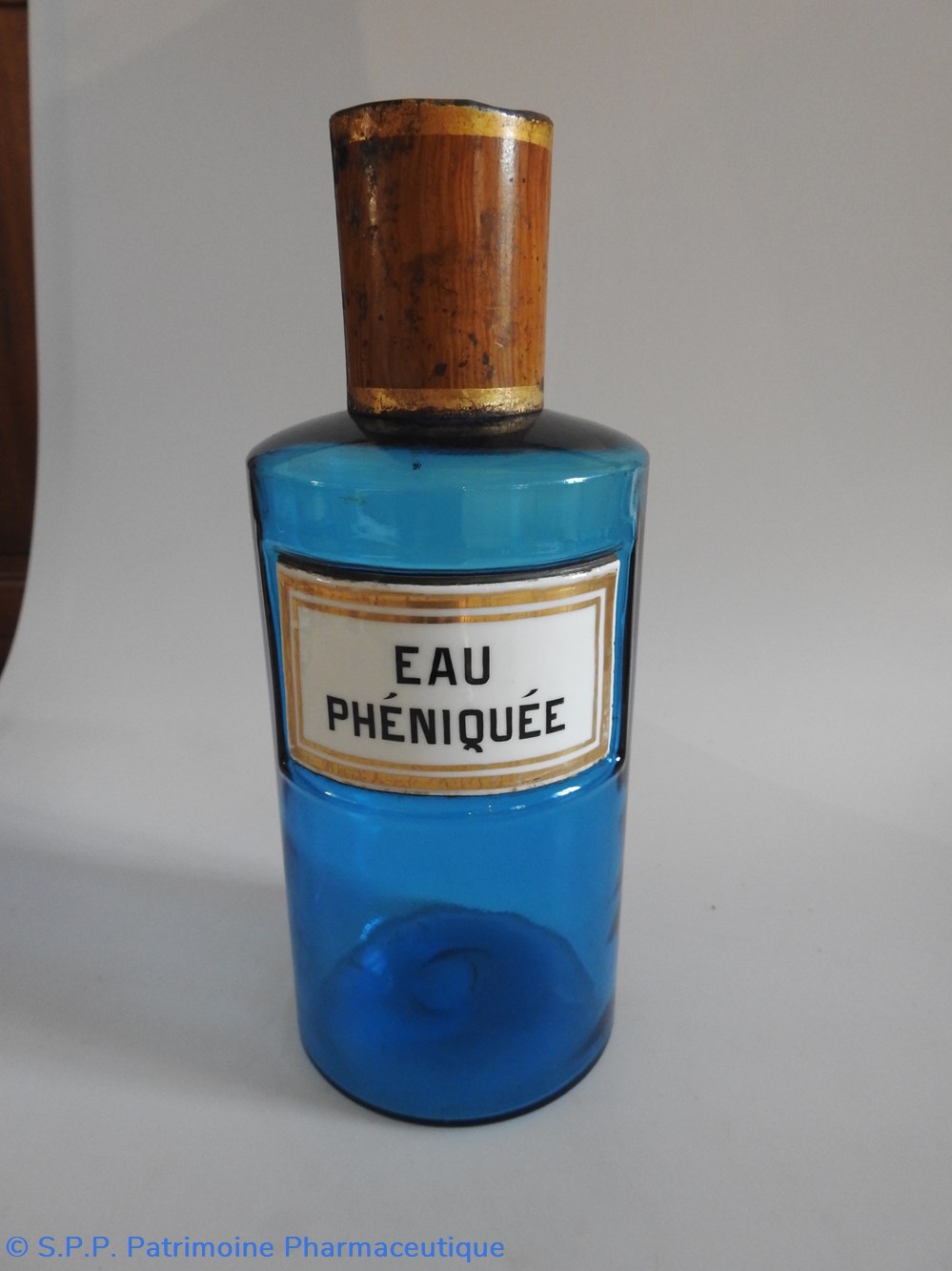 EAU PHÉNIQUÉE flacon G.M. science pharmacie eau pheniquee flacon g m