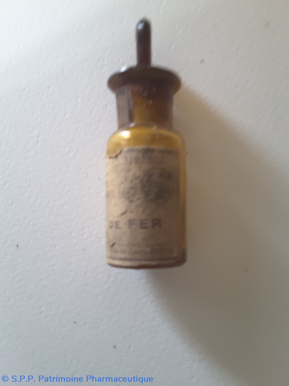 science pharmacie iodure de fer flacon verre ambre avec bouchon