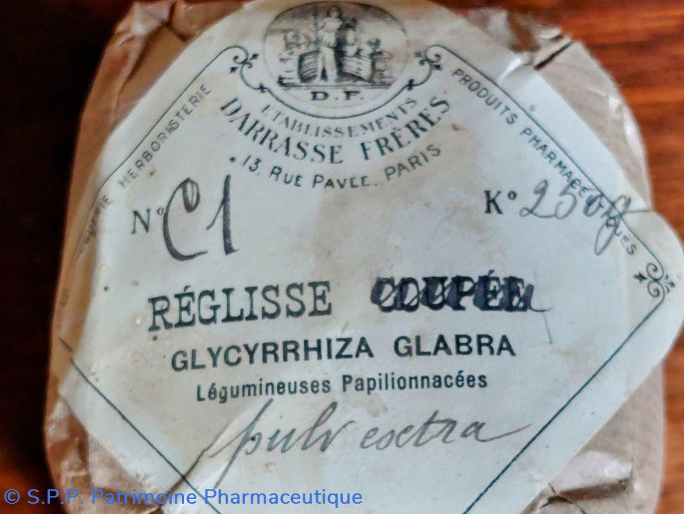 science pharmacie boite poudre de reglisse composee