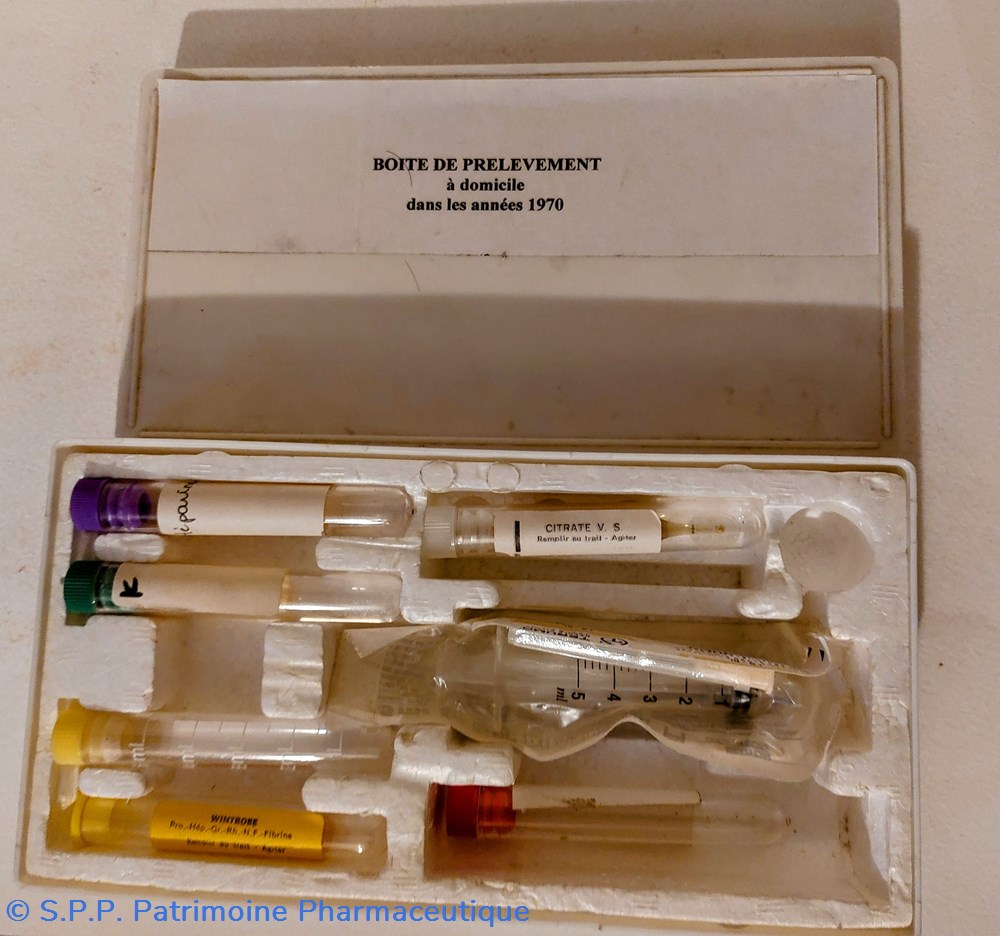 science pharmacie boite de prelevements a domicile annees 70
