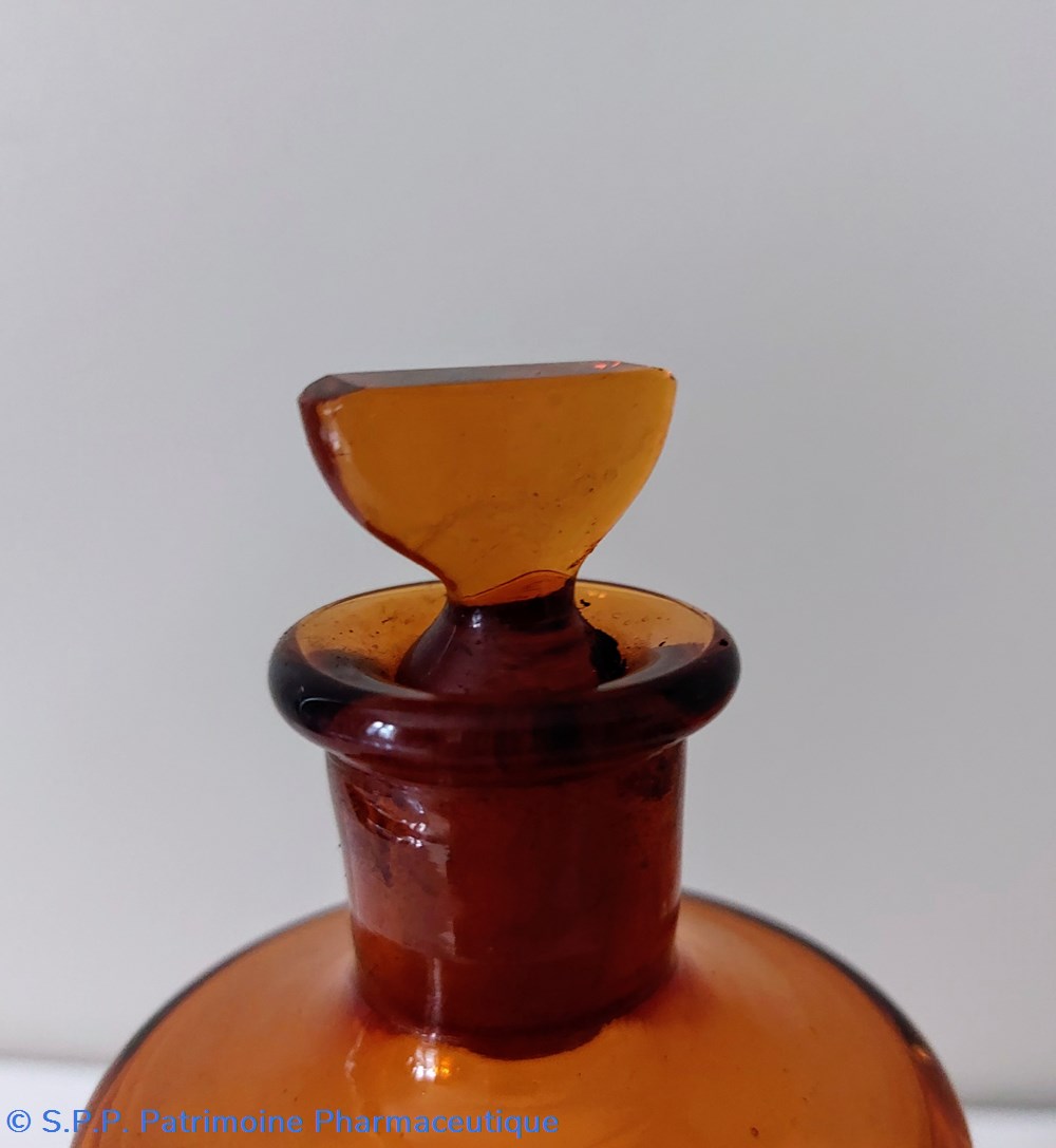 Tinct : Quassiae- Flacon en verre ambré 5 science pharmacie tinct quassiae flacon en verre ambre
