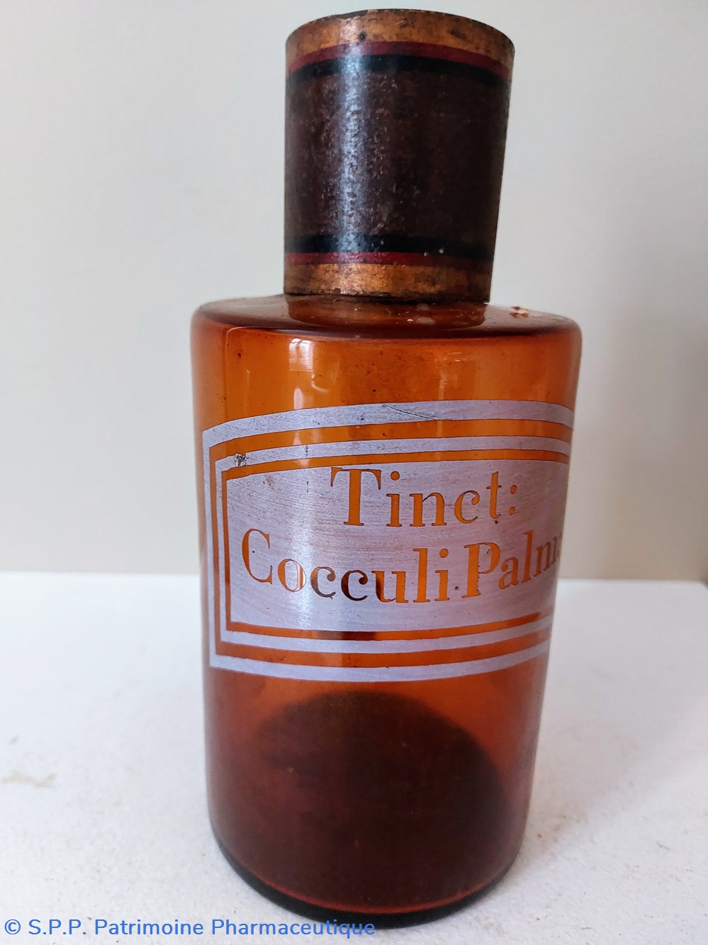 Tinct:Cocculi Palm:- Flacon verre ambré science pharmacie tinct cocculi palm flacon verre ambre