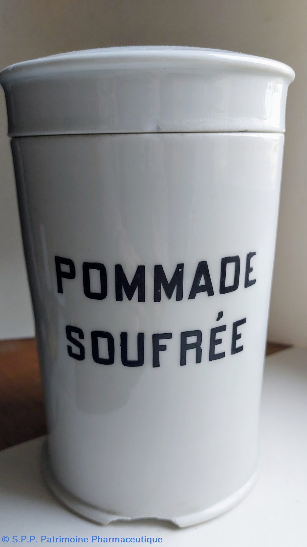 Pommade Soufrée - Pot de Pharmacie science pommade soufree pot de pharmacie