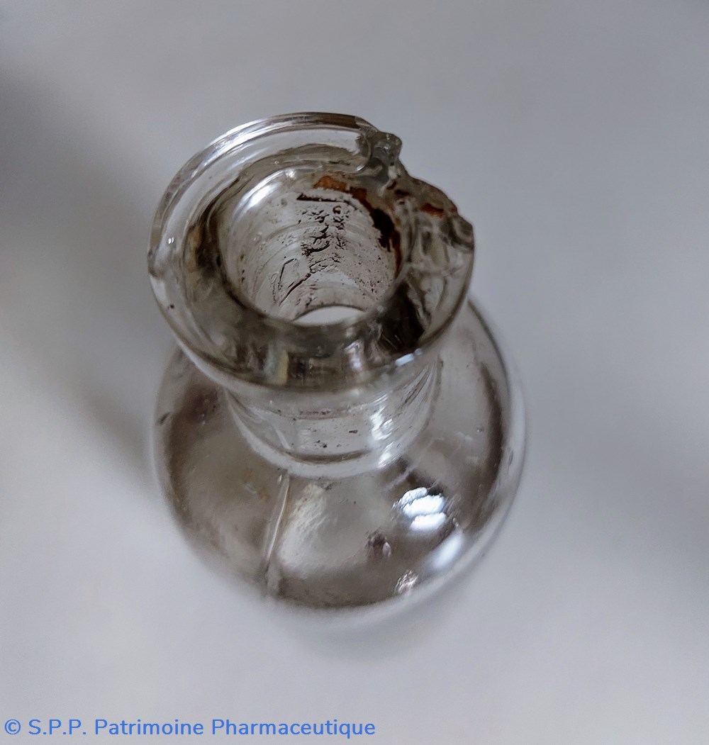 science pharmacie 12 petite bouteille en verre moule