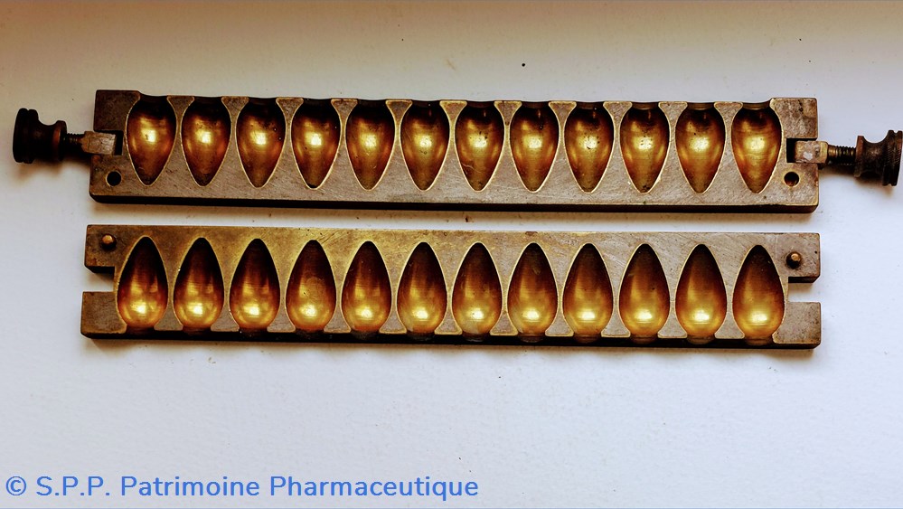 Moule en laiton 12 suppositoires 8 mm 4 science pharmacie moule en laiton 12 suppositoires 8 mm