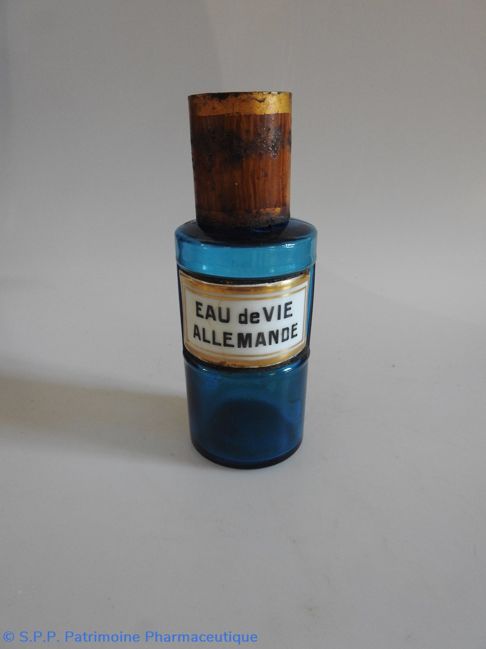 science pharmacie eau de vie allemande flacon p m