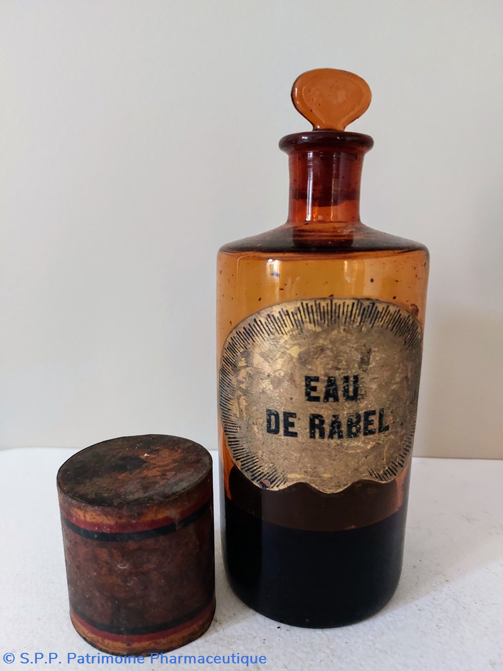 EAU DE RABEL Flacon 17.5 cm 2 science pharmacie eau de rabel flacon 17 5 cm