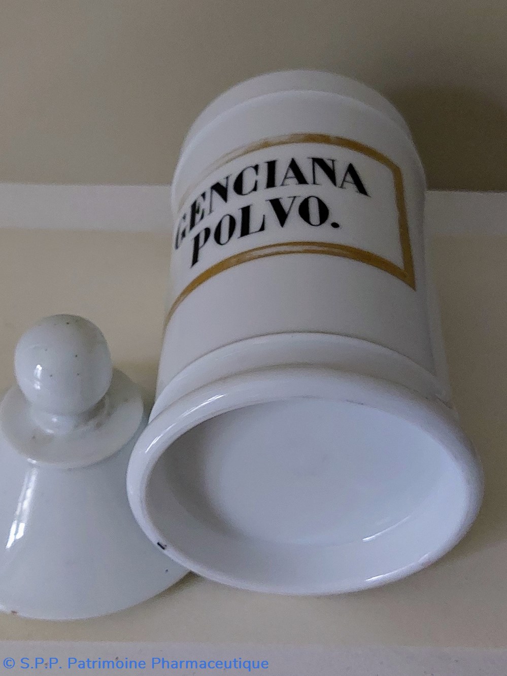 science pot de pharmacie genciana polvo