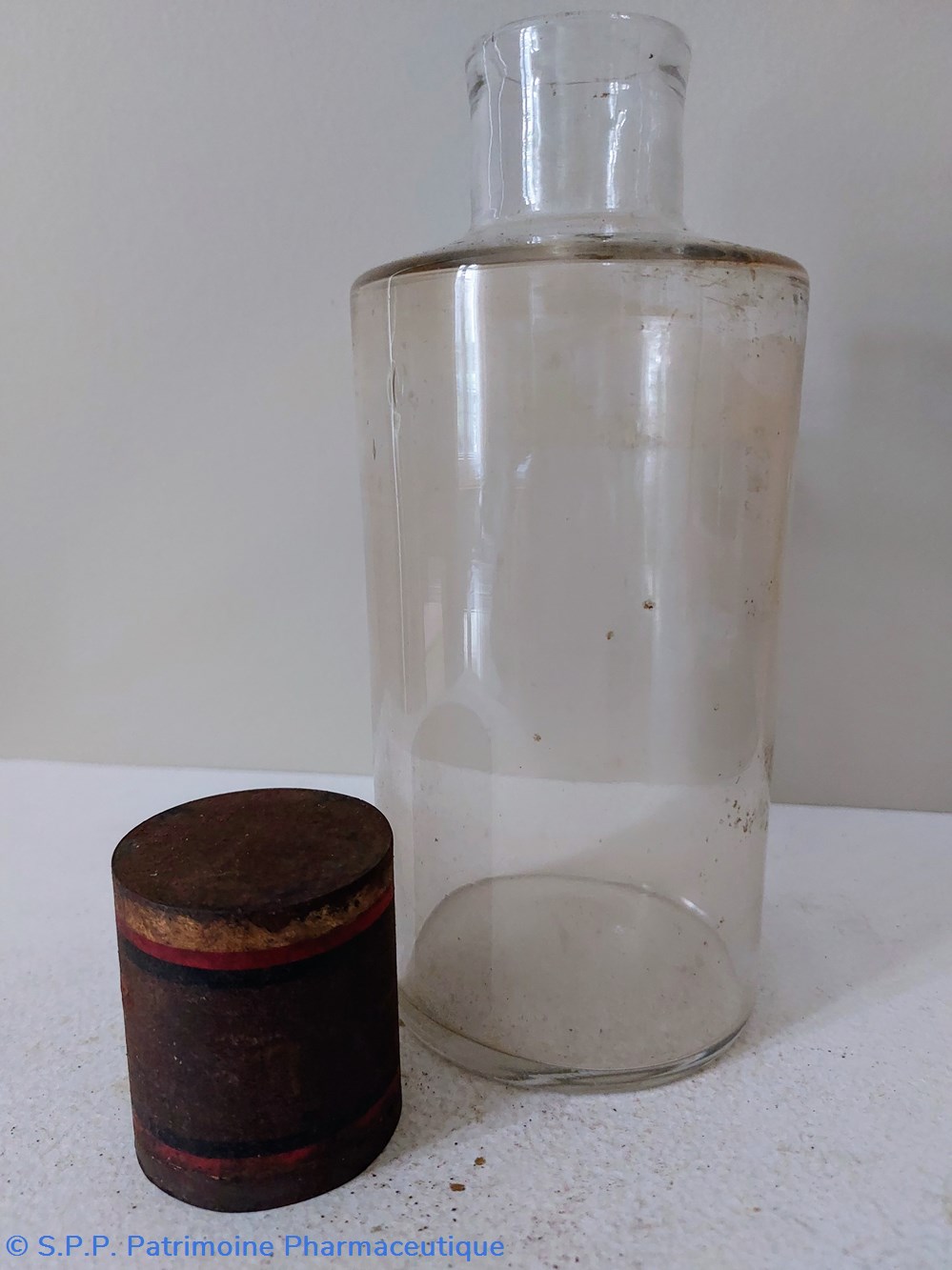 19 Flacon en verre blanc science pharmacie 19 flacon en verre blanc