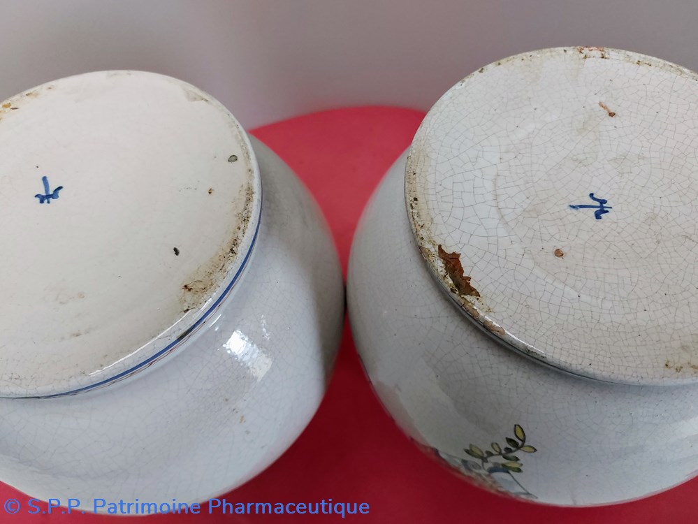science pharmacie paire de pots melissae decor angelots