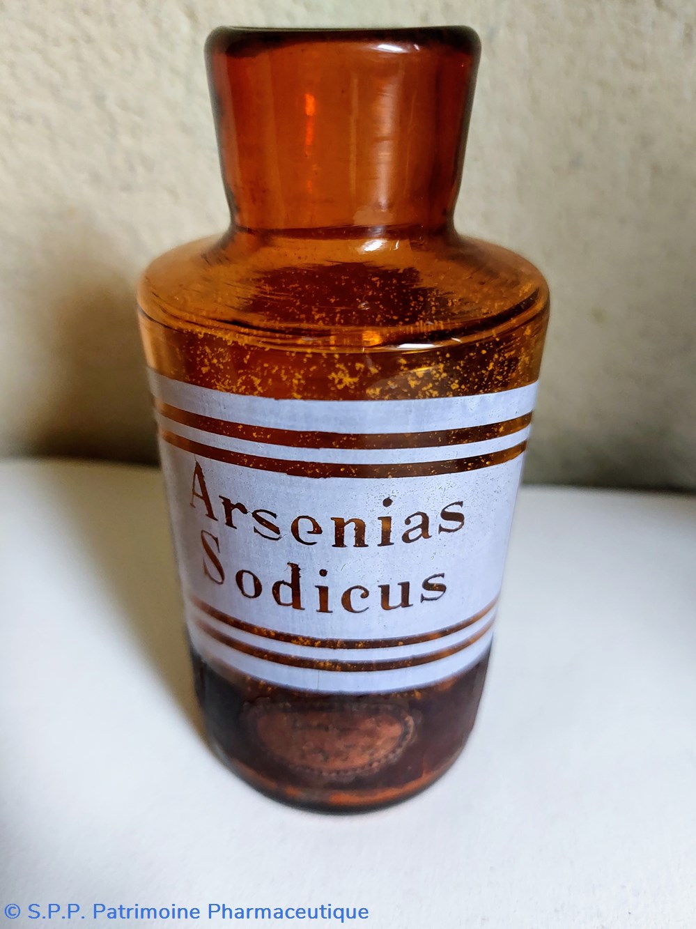 science pharmacie flacon en verre ambre 11 5 arsenias sodicus