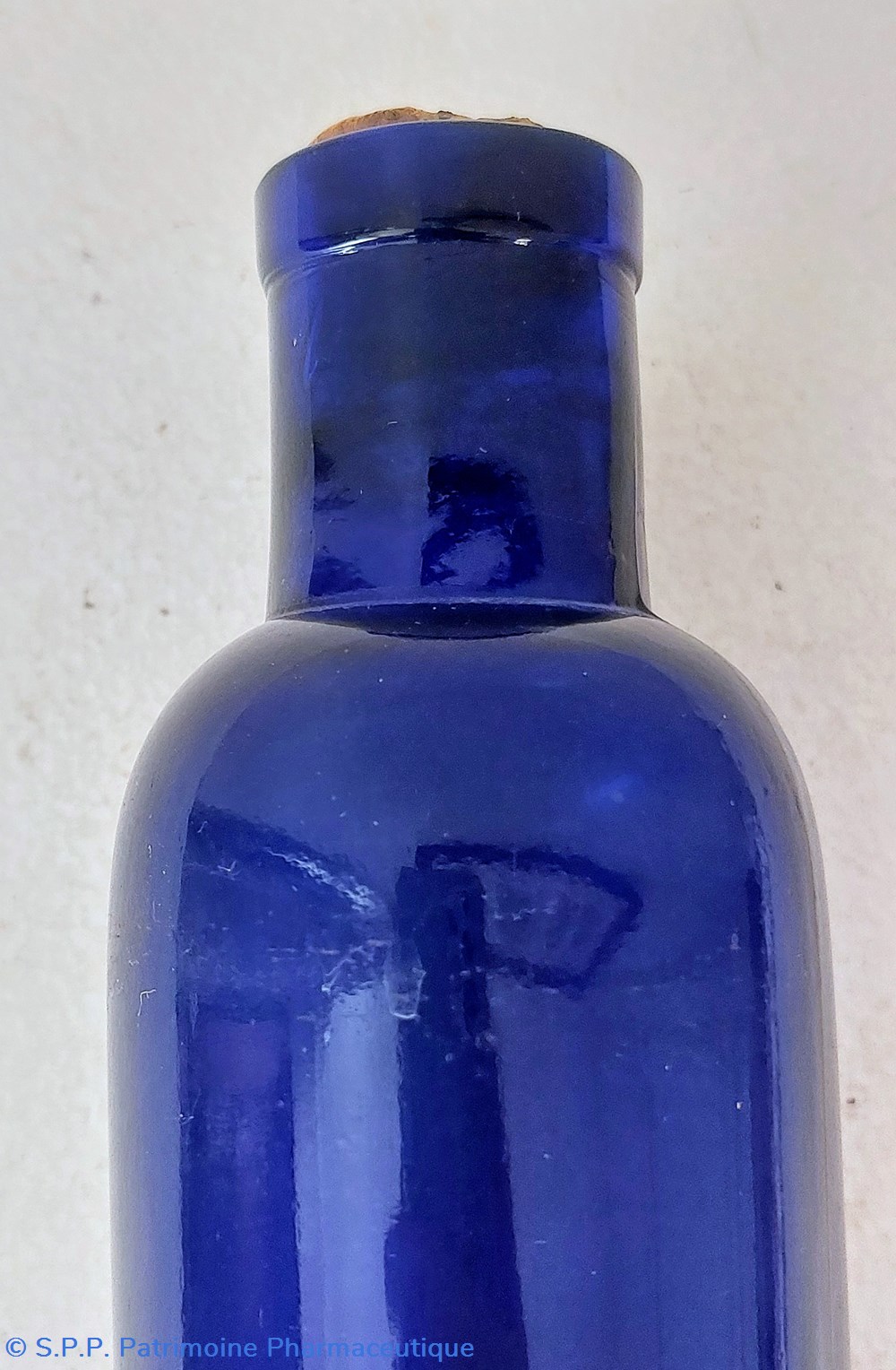 science pharmacie bleu petite bouteille bleue h 15 cm