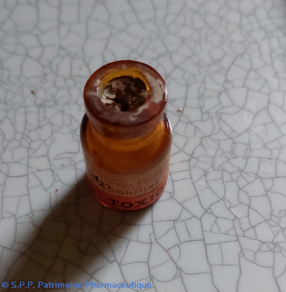 science arseniate de strychnine