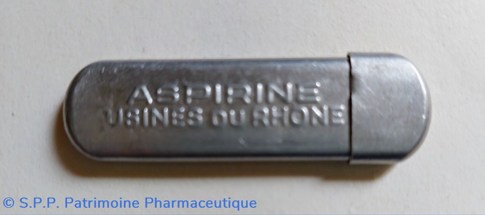 Aspirine Usine du Rhône / ÉTUI de poche objets publicitaires aspirine usine du rhone etui de poche