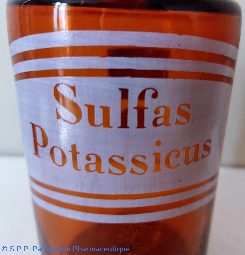 SULFAS POTASSICUS Flacon verre ambré 2 science pharmacie sulfas potassicus flacon verre ambre