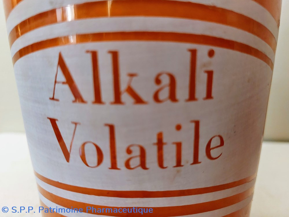 Flacon verre ambré "Alkali Volatile" 2 science pharmacie flacon verre ambre alkali volatile