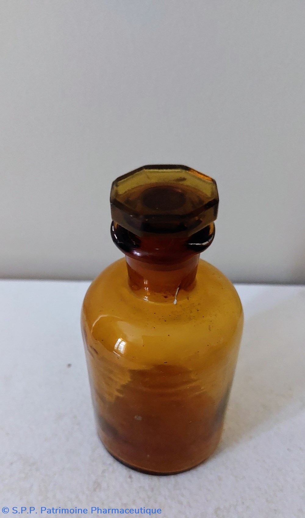 science pharmacie flacon 9 cm verre ambre