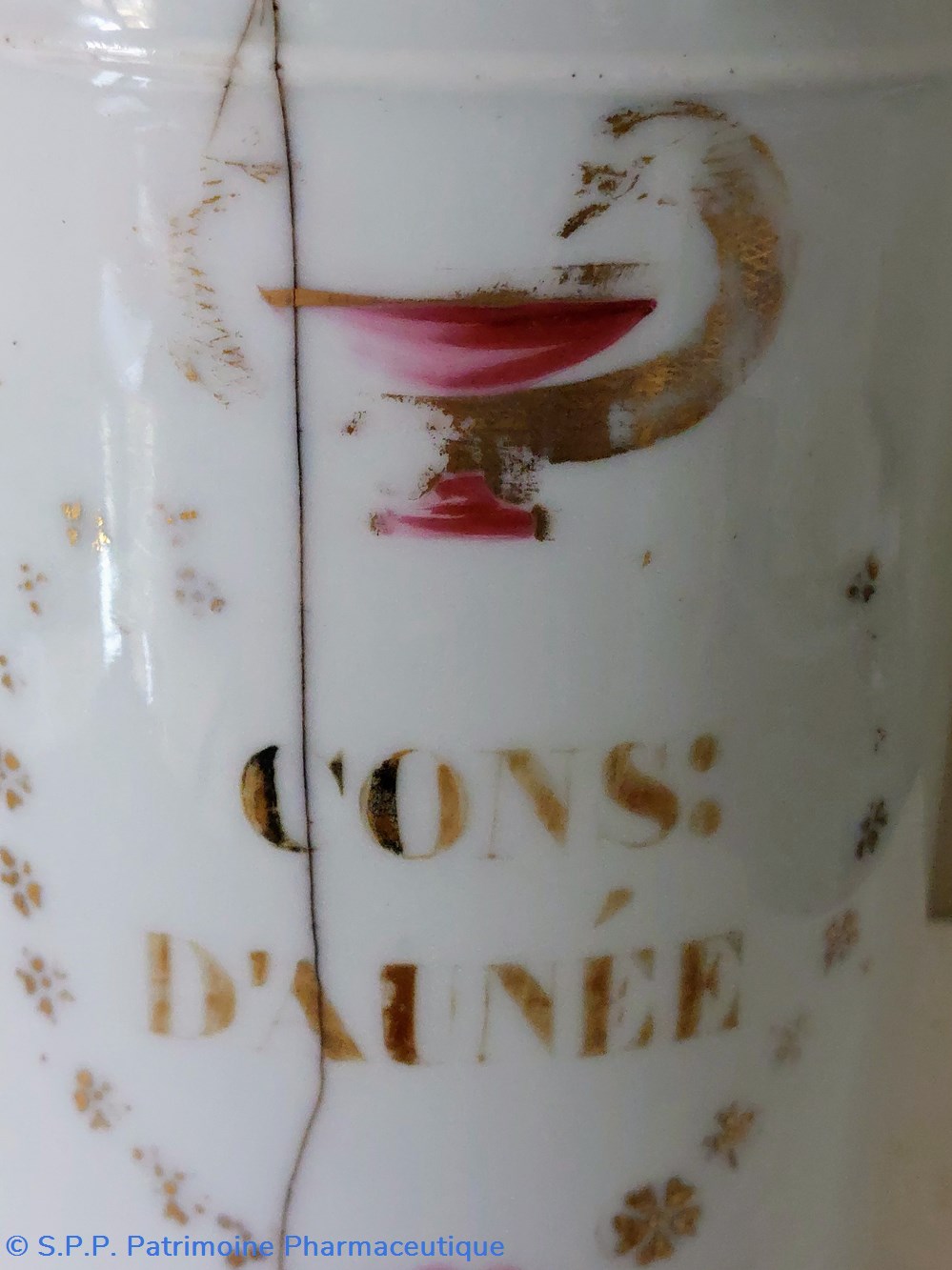 science pharmacie cons aunee pot porcelaine