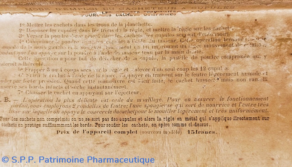 Cacheteur à cupules ( coffret en bois) 3 science pharmacie cacheteur a cupules coffret en bois