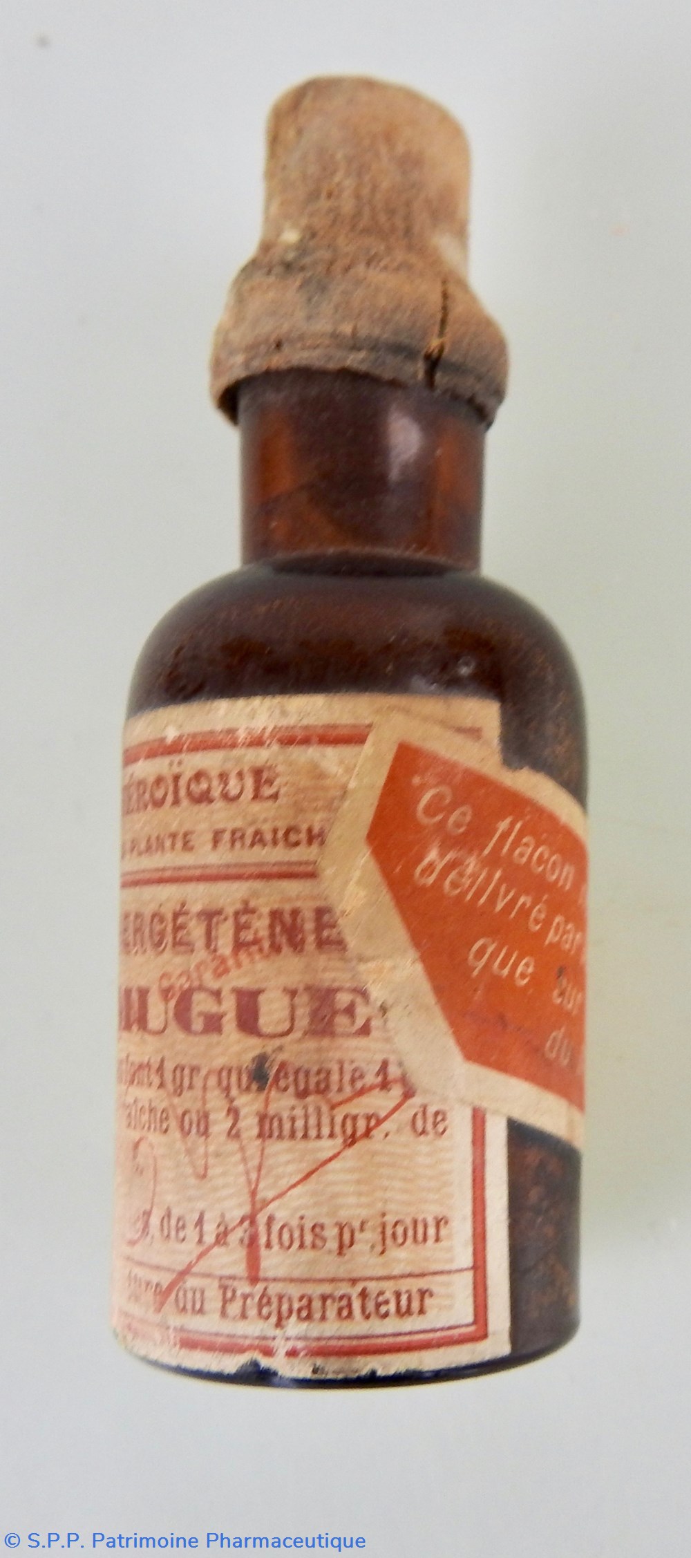 MÉDICAMENT HÉROÏQUE - Energetene de muguet - lot de 2 flacons 5 science pharmacie medicament heroique energetene de muguet lot de 2 flacons