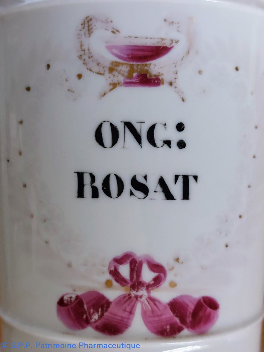 Pot à onguent " ONG : ROSAT" Porcelaine GOSSE 4 science pharmacie pot a onguent ong rosat porcelaine gosse