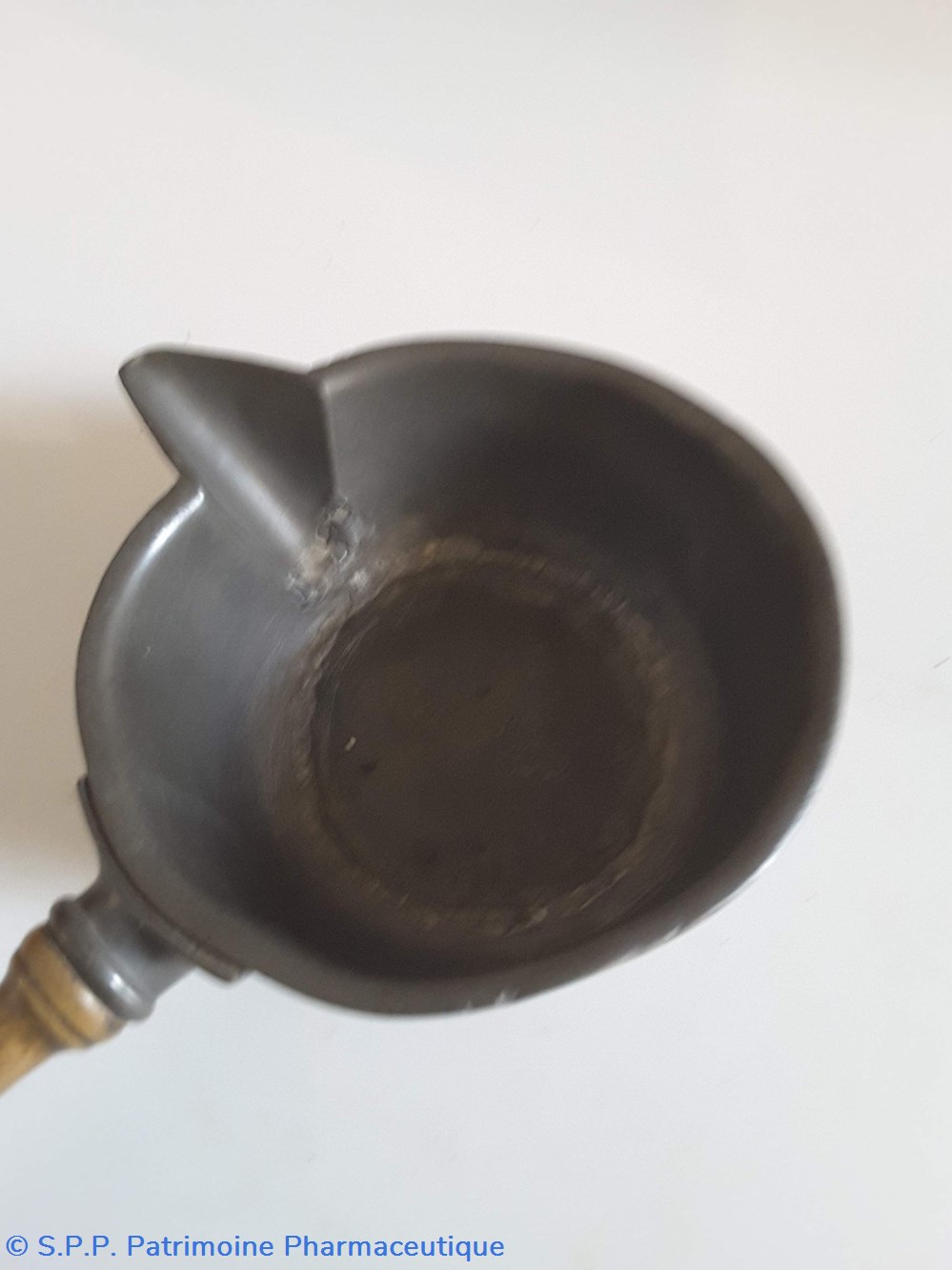 science pharmacie couloire a sirop