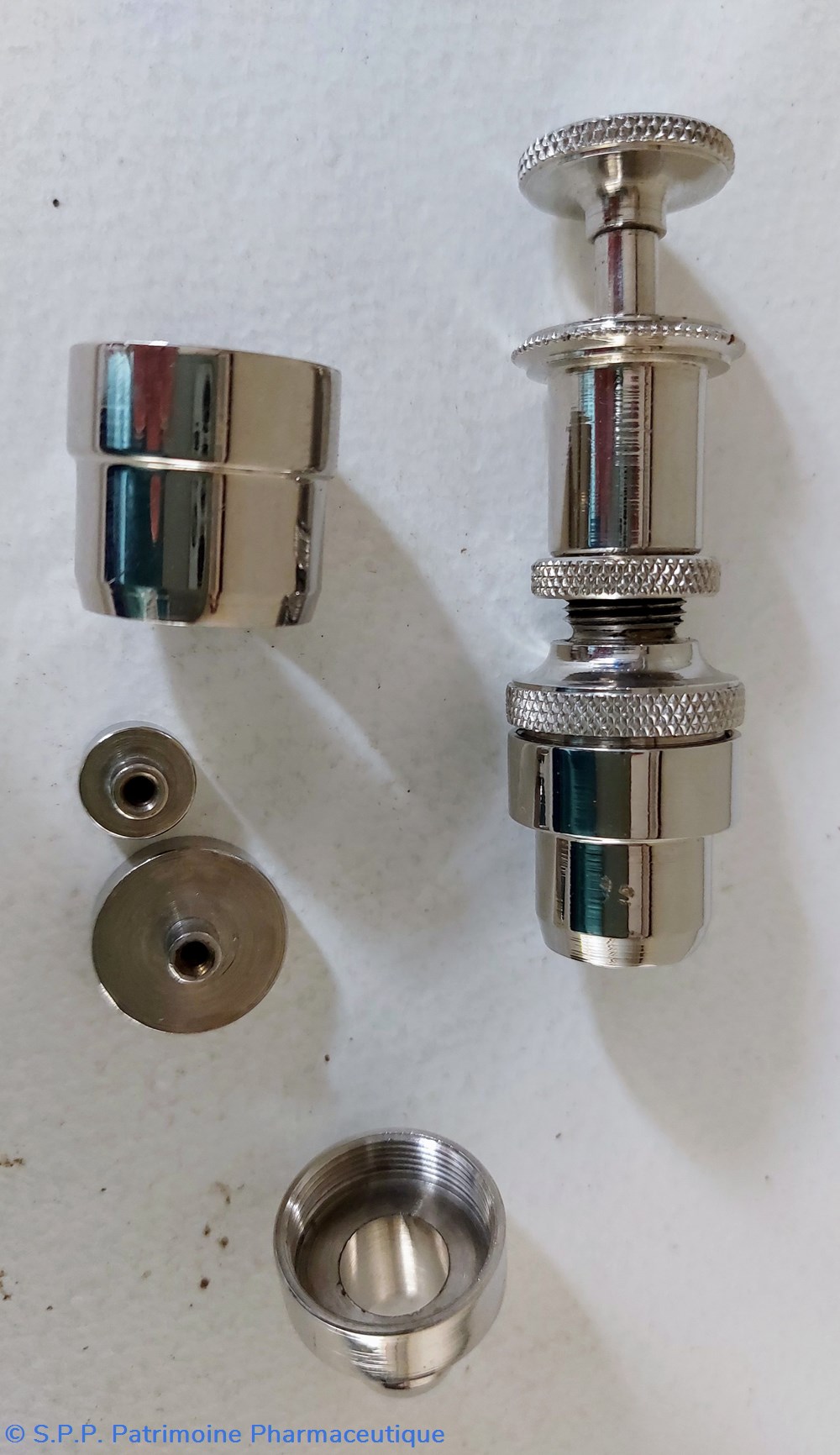 Compresso inox / pour cachets - 2 science pharmacie compresso inox pour cachets