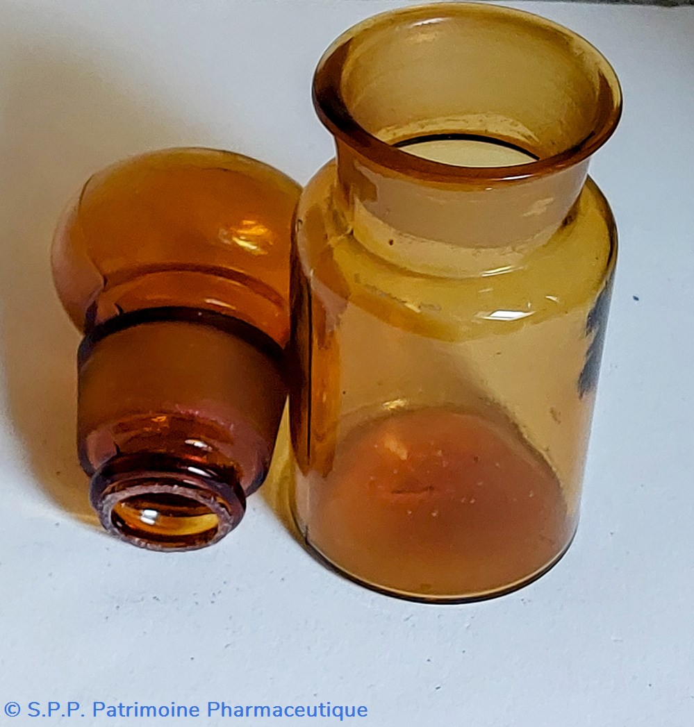 Flacon en verre ambré bouchon sphérique 5 science pharmacie flacon en verre ambre bouchon spherique
