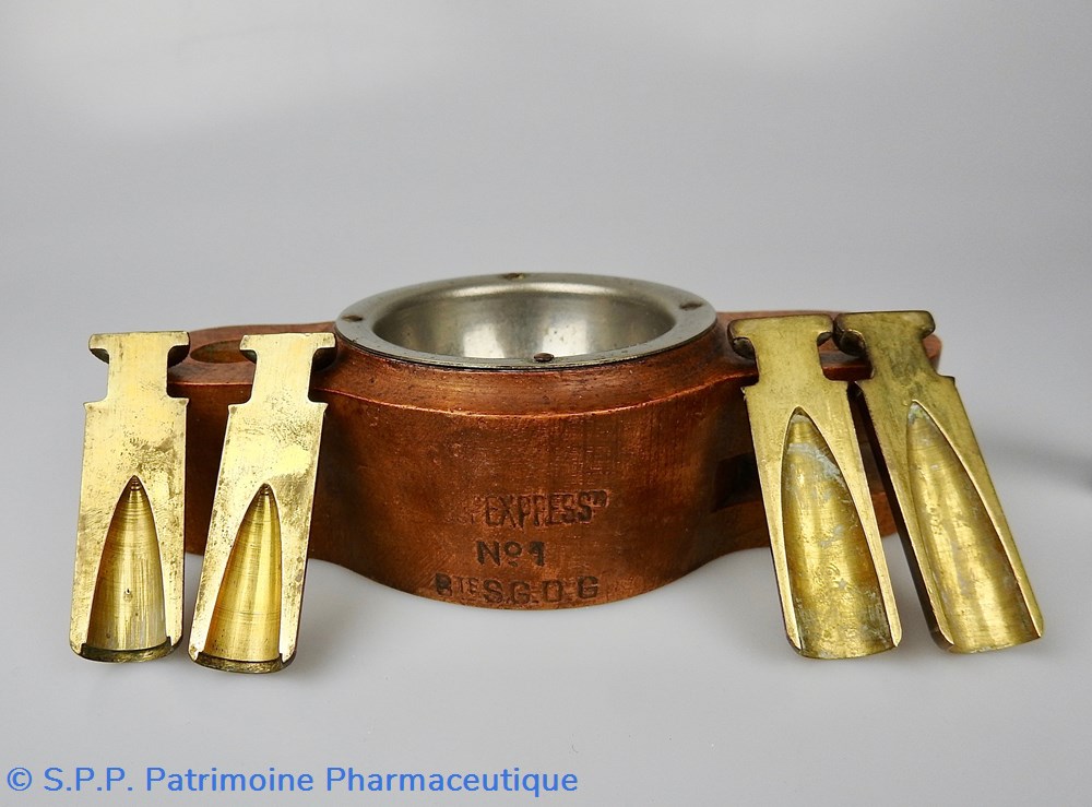 Moule à suppositoire unitaire 3 science pharmacie moule a suppositoire unitaire