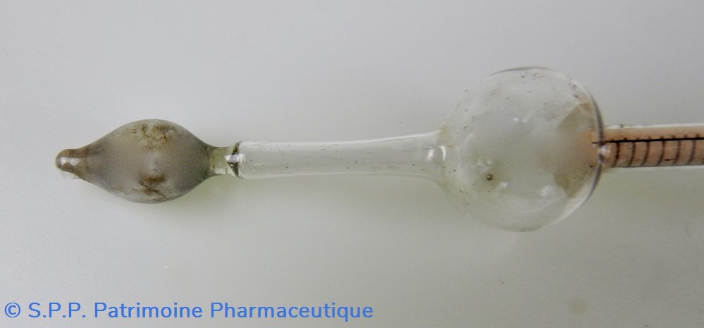 ? 3 science pharmacie empty