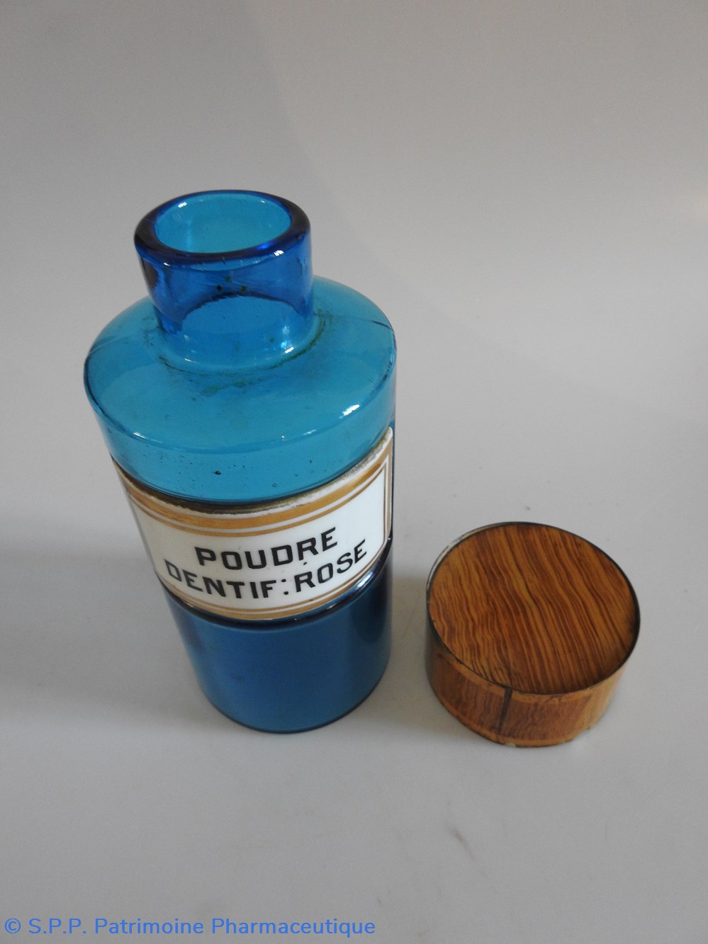science pharmacie poudre dentif rose herbo