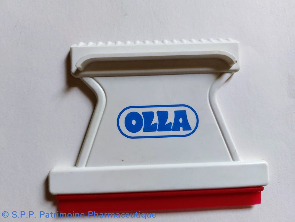 OLLA / Raclette Gratte givre auto 4 objets publicitaires olla raclette gratte givre auto