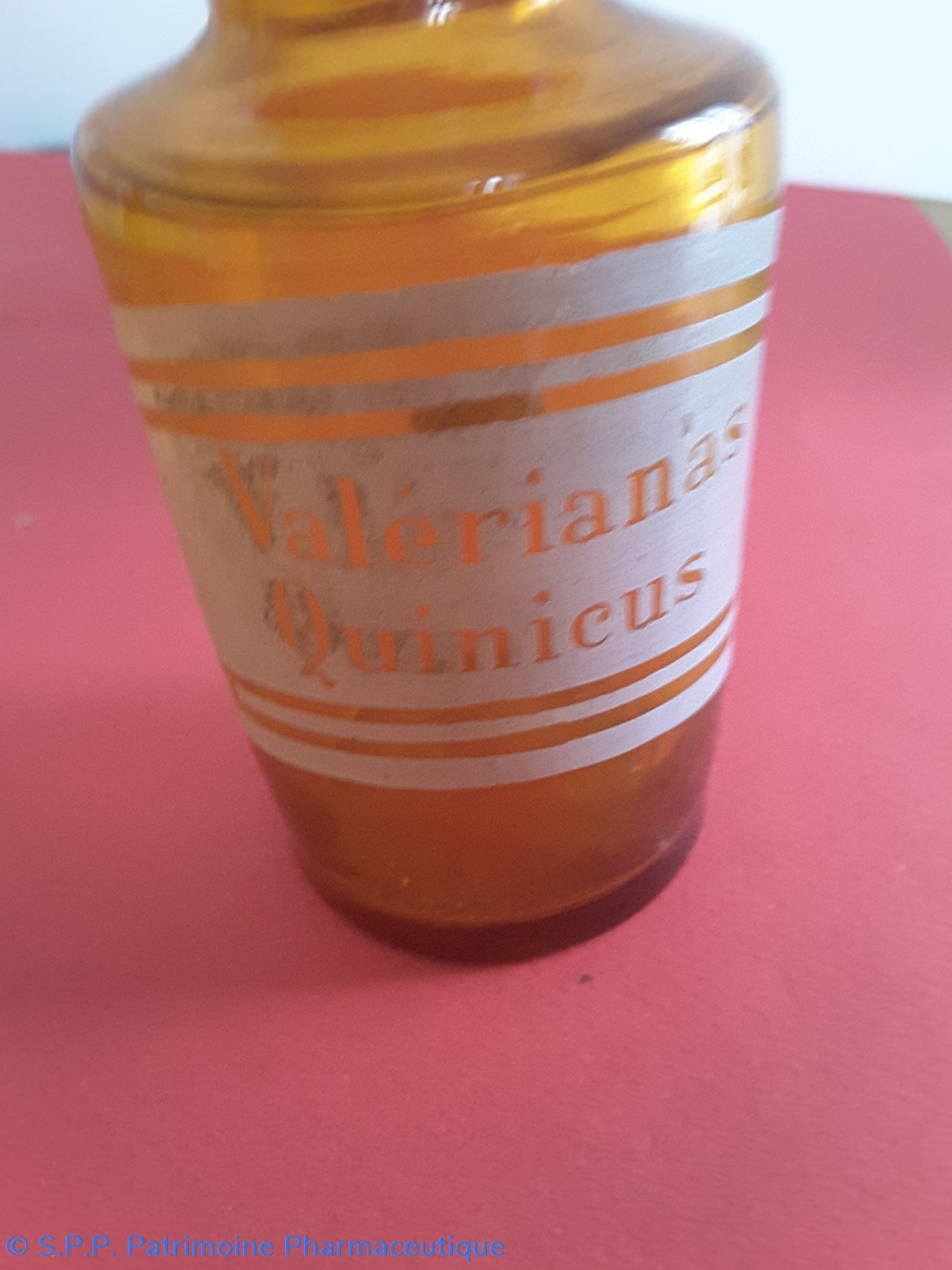 science pharmacie valerianas quinicus