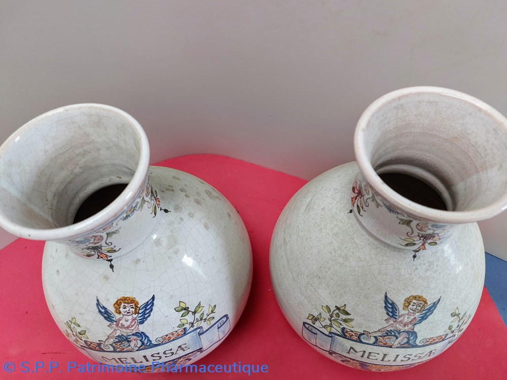 science pharmacie paire de pots melissae decor angelots