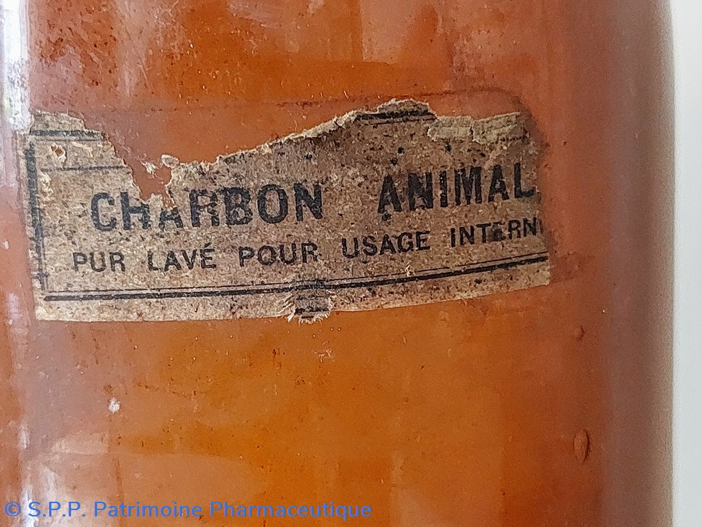 science pharmacie charbon animal pur lave flacon 28 cm