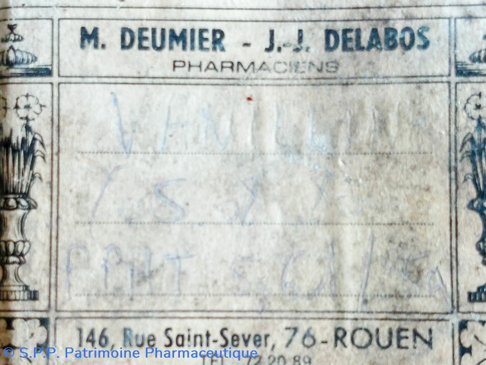 science pharmacie bleu nucleatol robin flacon bleu 13 cm