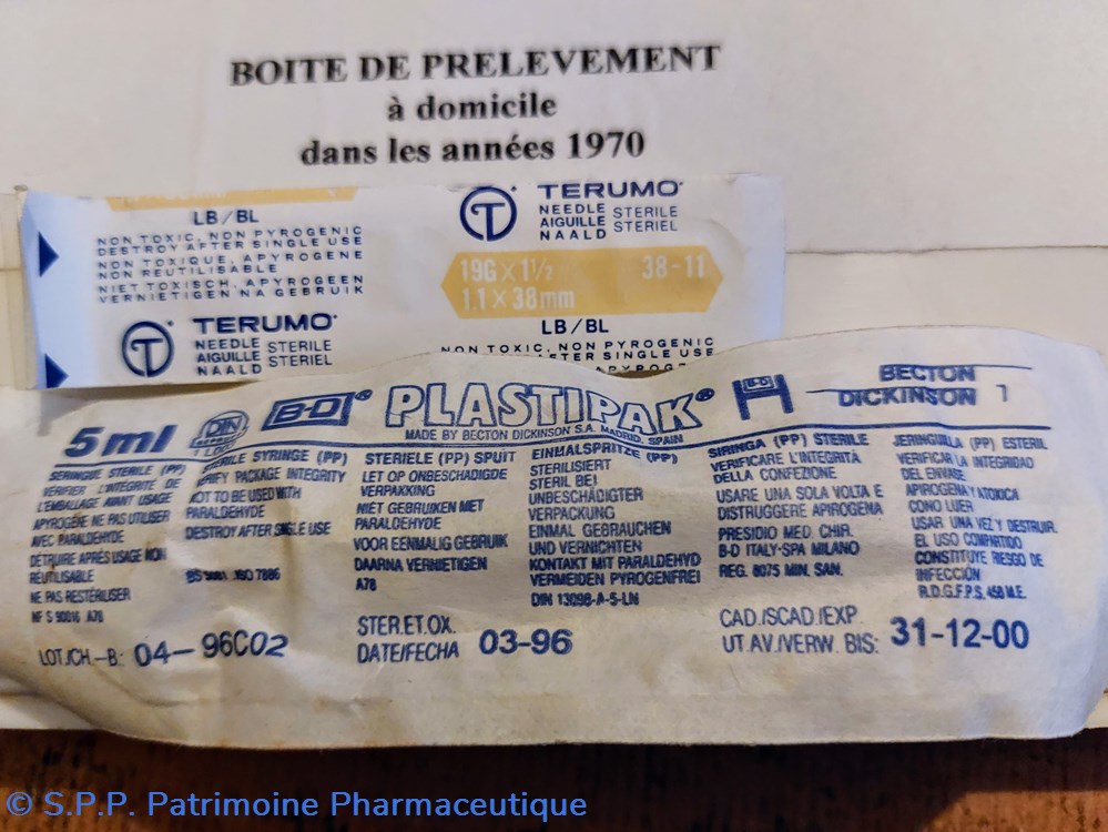 science pharmacie boite de prelevements a domicile annees 70