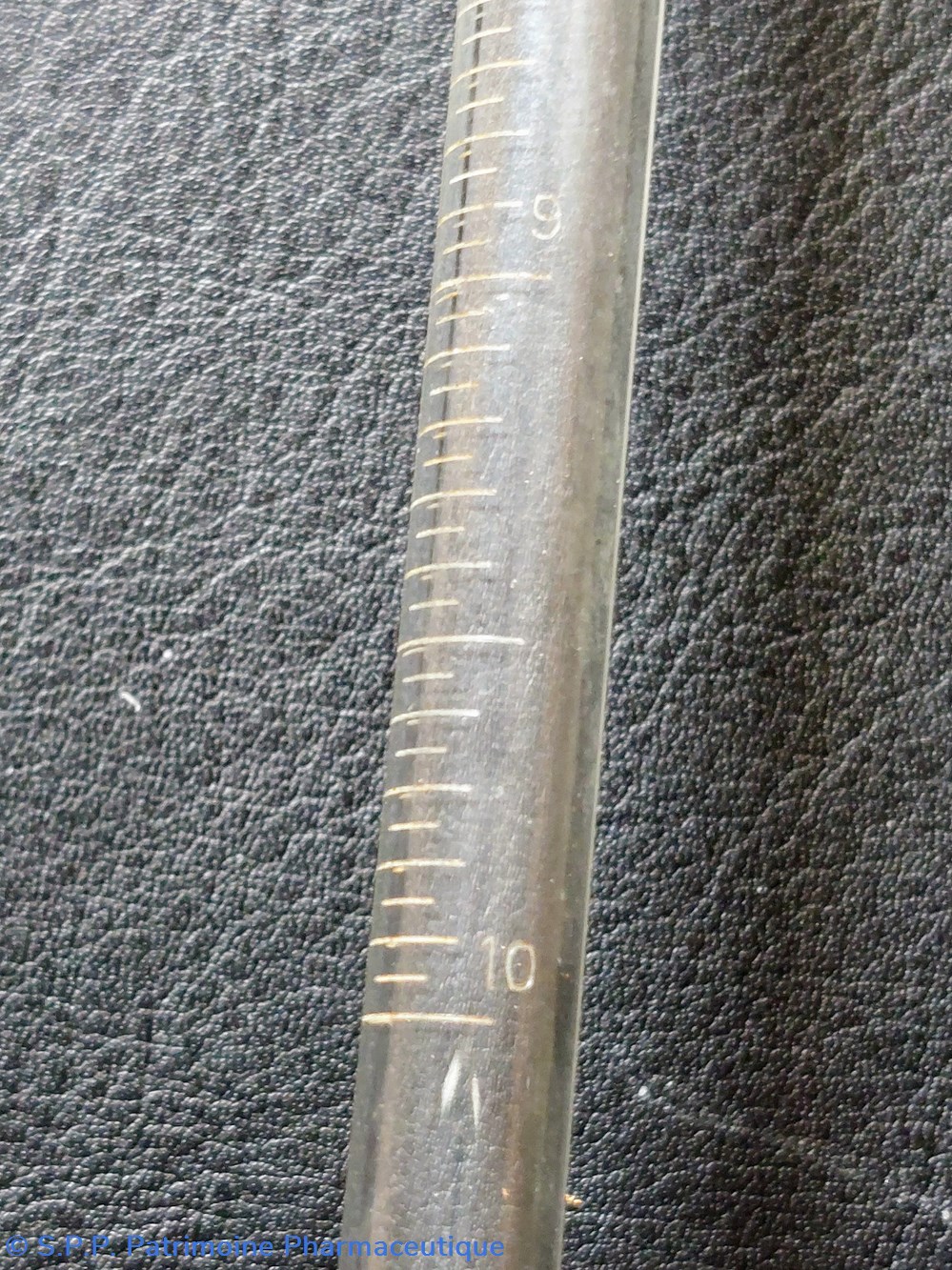 Tube gradué en verre avec robinet d'écoulement 2 science pharmacie tube gradue en verre avec robinet ecoulement