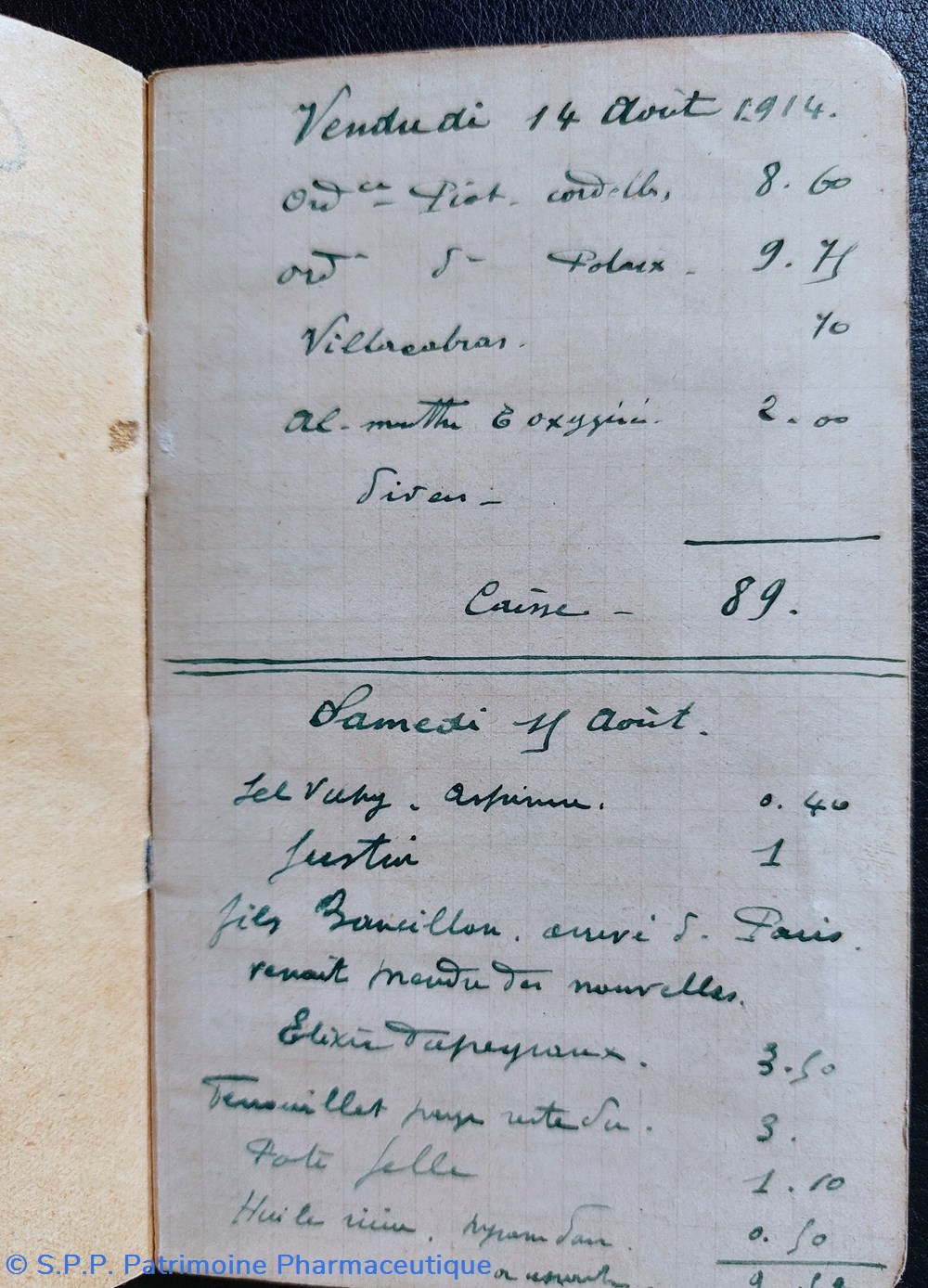 Carnet de CAISSE (Entrées et Sorties) d'une pharmacie en 1914 documents anciens carnet de caisse entrees et sorties une pharmacie en 1914
