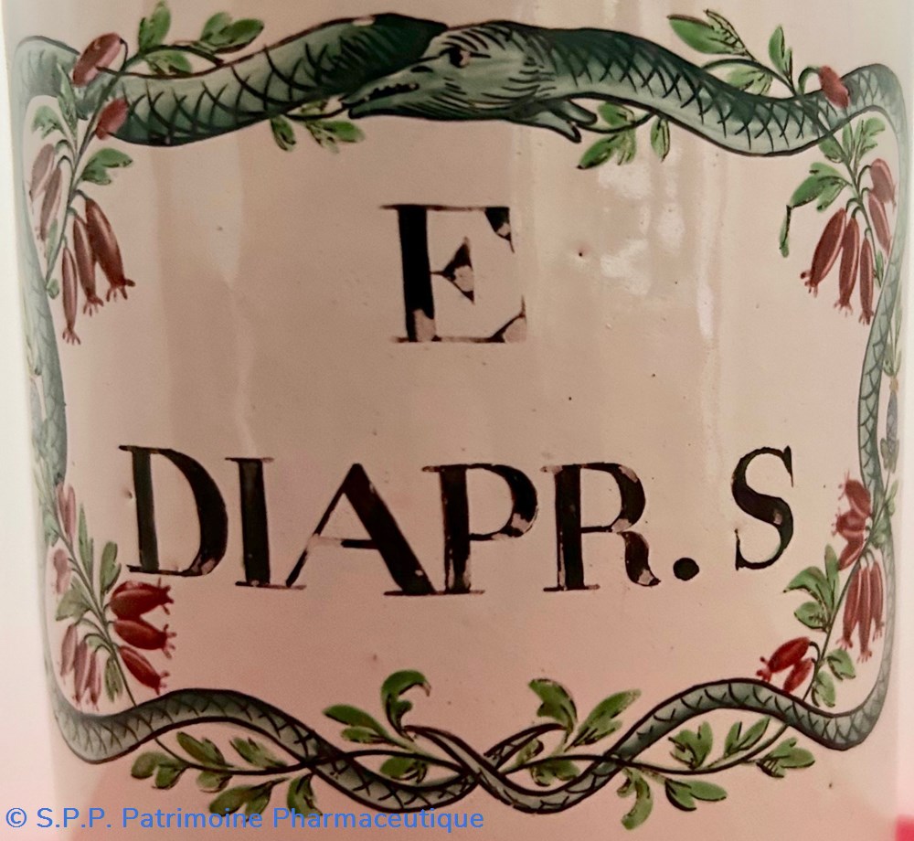 science pharmacie pot droit sceaux
